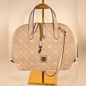 Dooney & Bourke Neutrals & Baby Pink Maxi Quilt Zip Zip Dome Satchel Crossbody